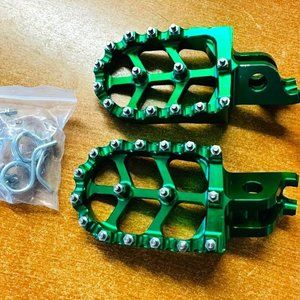 KAWASAKI Foot Pegs Motorcycle, Green